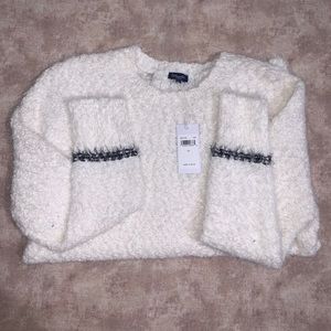 NWT Splendid PullOver Sweater
